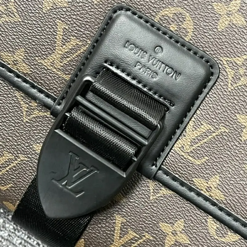 louis vuitton aaa homme mini sac a main s_104b2133